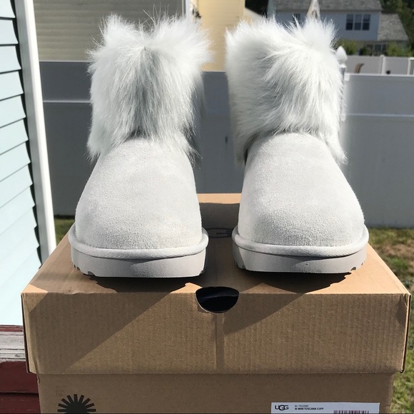 UGG Mini Toscana Cuff - Picture 2 of 7